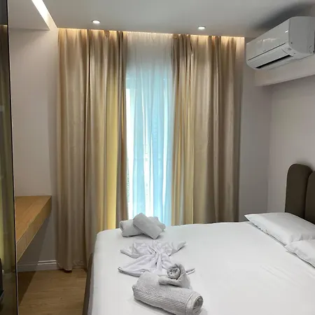 Exquisite Blue Breeze - Free Parking Appartamento